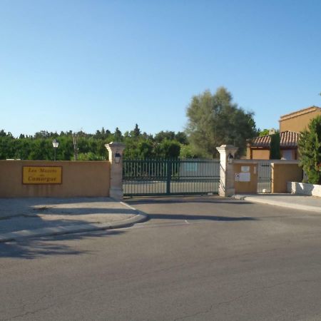 Appartement Dans La Residence Les Mazets De Camargue Arles Exterior foto